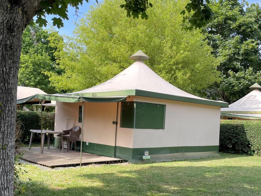 Bungalow toilé 5 personnes - Meublé ECO (sans sanitaires) 0