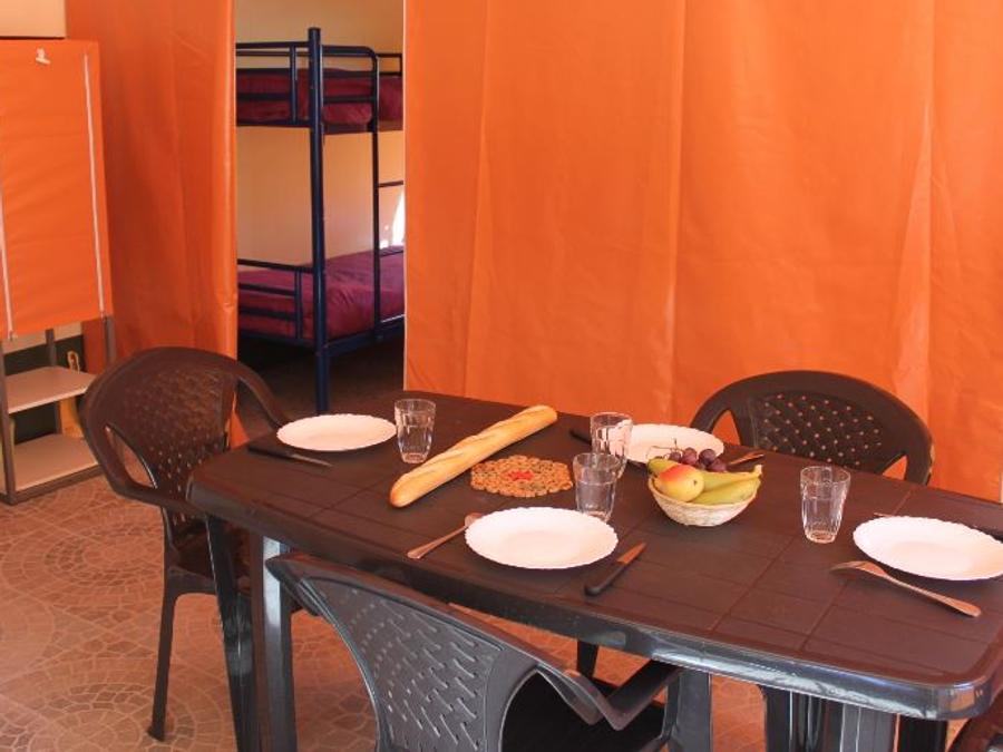 Bungalow toilé 5 personnes - Meublé ECO (sans sanitaires) 2
