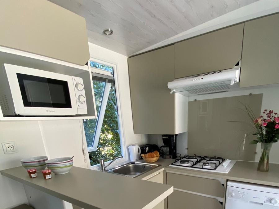 Mobilhome 6 personnes - Homeflower Premium 3 chambres 30.5m² + Terrasse semi-couverte + TV + LV 3