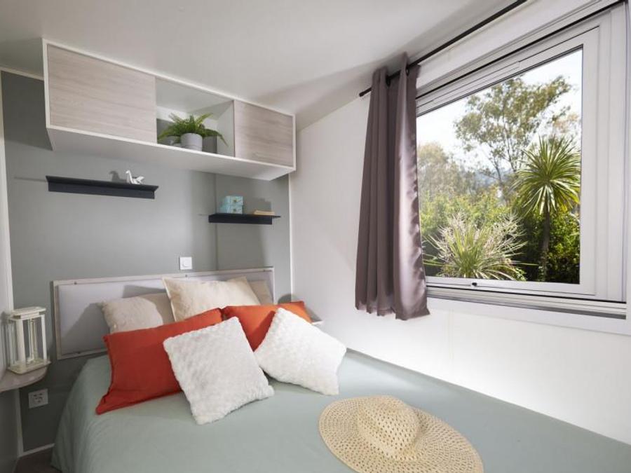 Mobilhome 8 personnes - Mobil home Premium 4 chambres 40m² + Terrasse semi-couverte + TV + LV 4