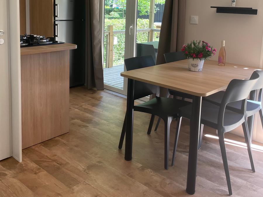 Mobilhome 4 personnes - NEW // Homeflower Premium 2 chambres 29m² + Terrasse semi-couverte + LV + TV 5