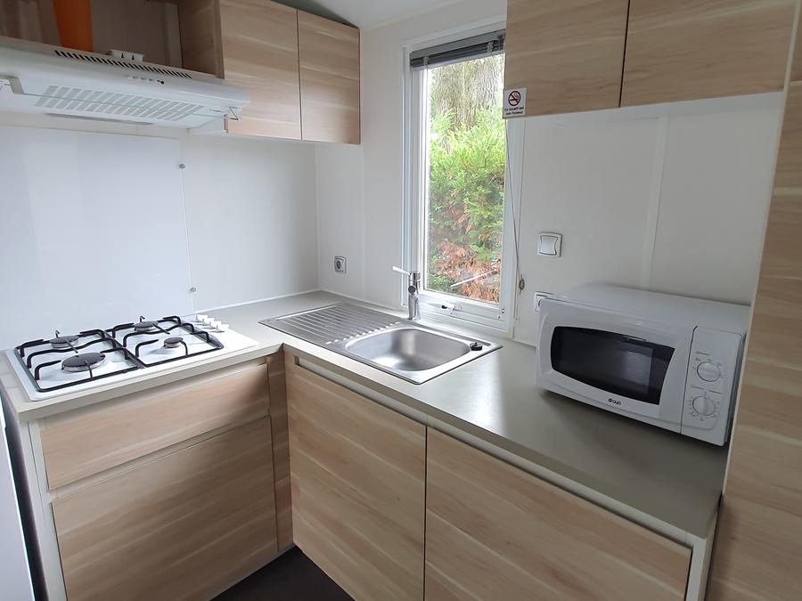 Mobilhome 4 personnes - VIP - 29 m² - 2 chambres - Terrasse double + SPA (2 adultes maximum ou famille) 2