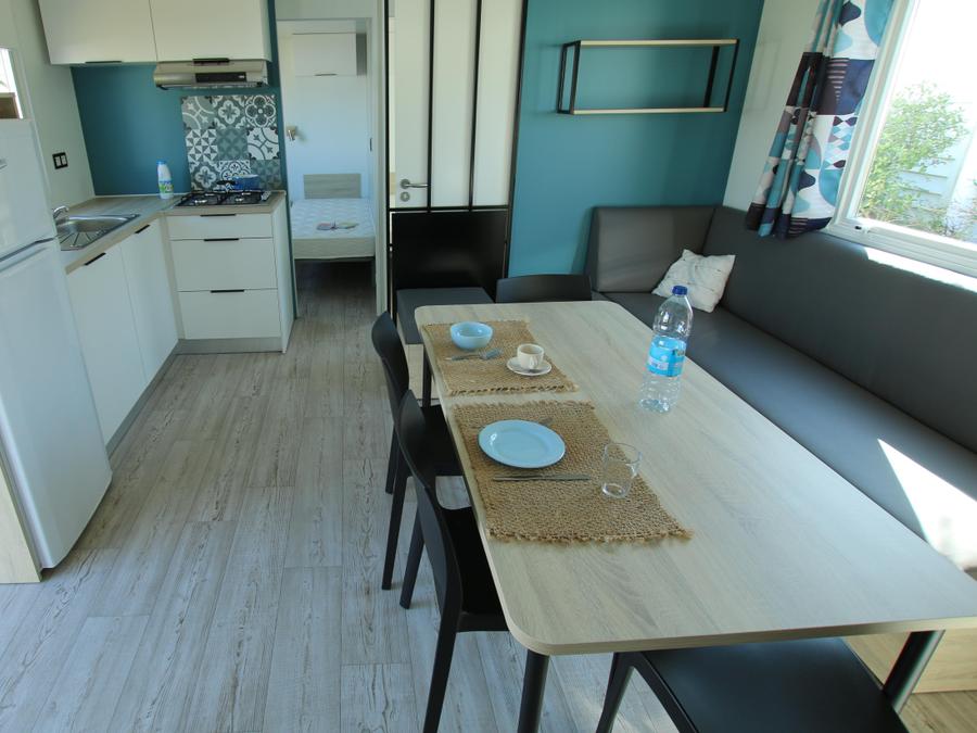 Mobilhome 6 personnes - Familial - 3 chambres - Pergola 2