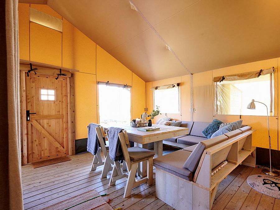 Tente en toile et en bois 6 personnes - SAFARI COTTAGE INSOLITE PREMIUM 1
