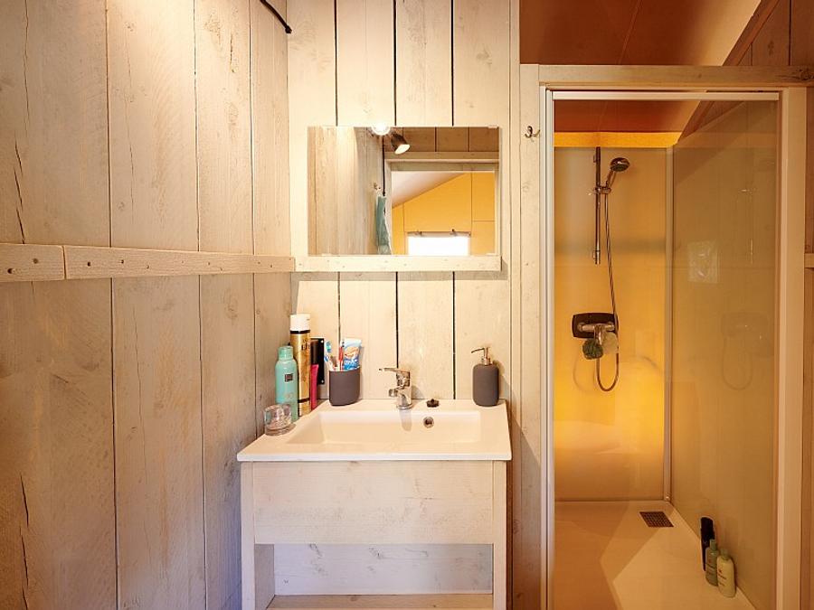 Tente en toile et en bois 6 personnes - SAFARI COTTAGE INSOLITE PREMIUM 2