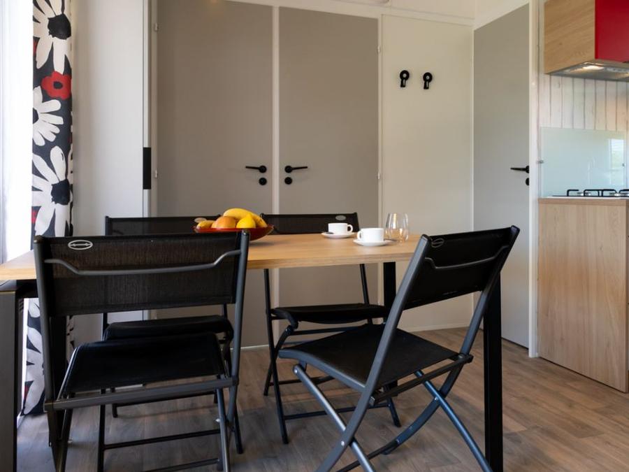 Mobilhome 4 personnes - 2 chambres - CONFORT 10