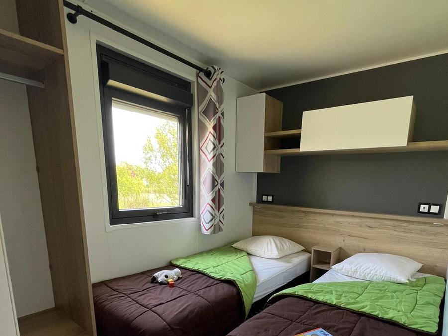 Mobilhome 6 personnes - COTTAGE PREMIUM EN BORD D'ETANG 13