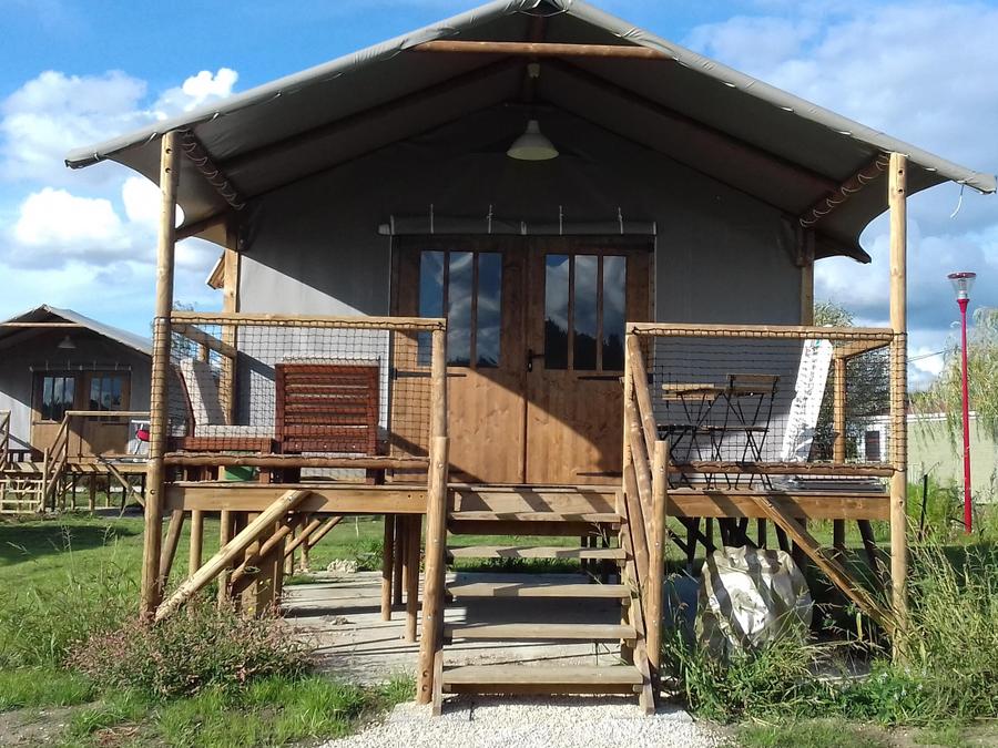 Tente 5 personnes - Lodge sur pilotis Africa Confort 24m² (2 chambres) + terrasse couverte 12m² 0