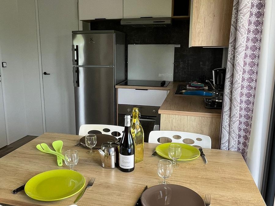 Mobilhome 4 personnes - Mobil-Home Privilège 2 ch., 2 sdb, 34m² + terrasse 15 m² + climatisation 8