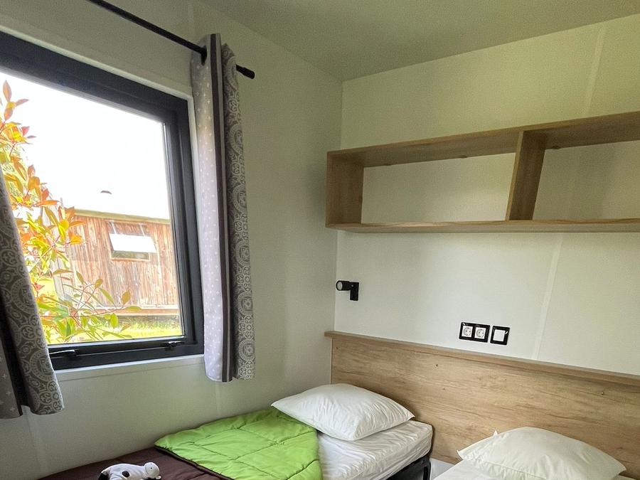 Mobilhome 4 personnes - Mobil-Home Privilège 2 ch., 2 sdb, 34m² + terrasse 15 m² + climatisation 11