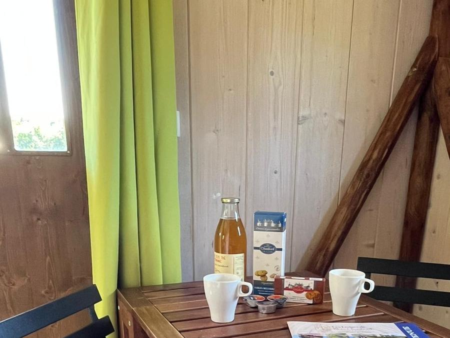 Tente en toile et en bois 2 personnes - Lodge Africa 1 chambre 8