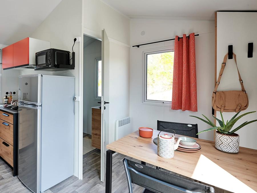 Mobilhome 2 personnes - Pénestin CONFORT 16m² (1chambre - 2 personnes) + Terrasse couverte + TV 3