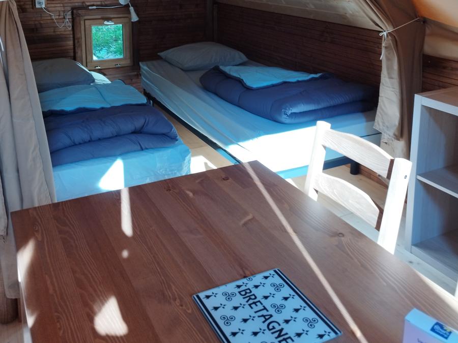 Tente en toile et en bois 4 personnes - Lodge Breizh Koban CONFORT 19m² (sans sanitaires) (2ch-4pers) + Terrasse semi-couverte 10m² 4