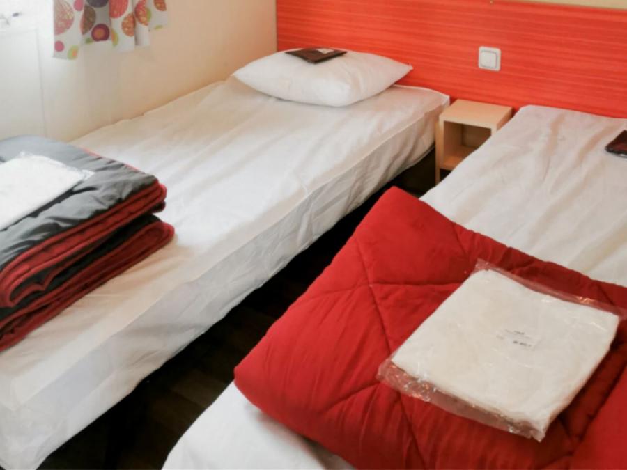 Mobilhome 4 personnes - 2 Chambres Confort + Terrasse semi-couverte 0