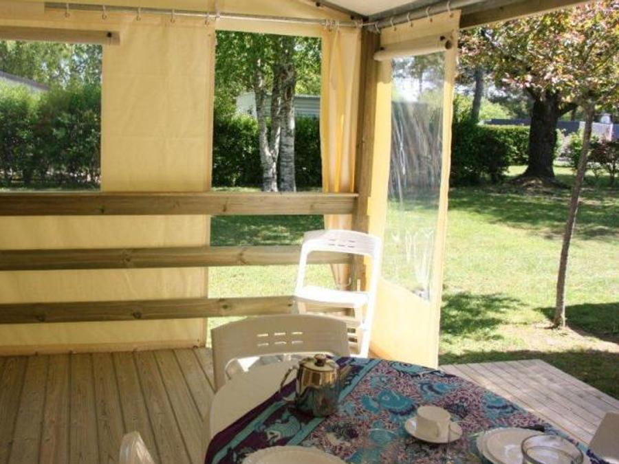 Bungalow toilé 5 personnes - MINI 21-2 (Tithome) >10ans - SANS SANITAIRE - maxi 4 adultes (lits superposés) - 2 chambres, environ 21m² 2