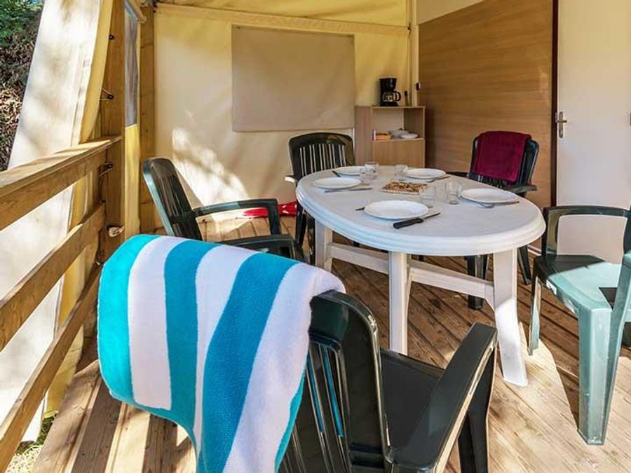 Bungalow toilé 5 personnes - MINI 21-2 (Tithome) >10ans - SANS SANITAIRE - maxi 4 adultes (lits superposés) - 2 chambres, environ 21m² 3