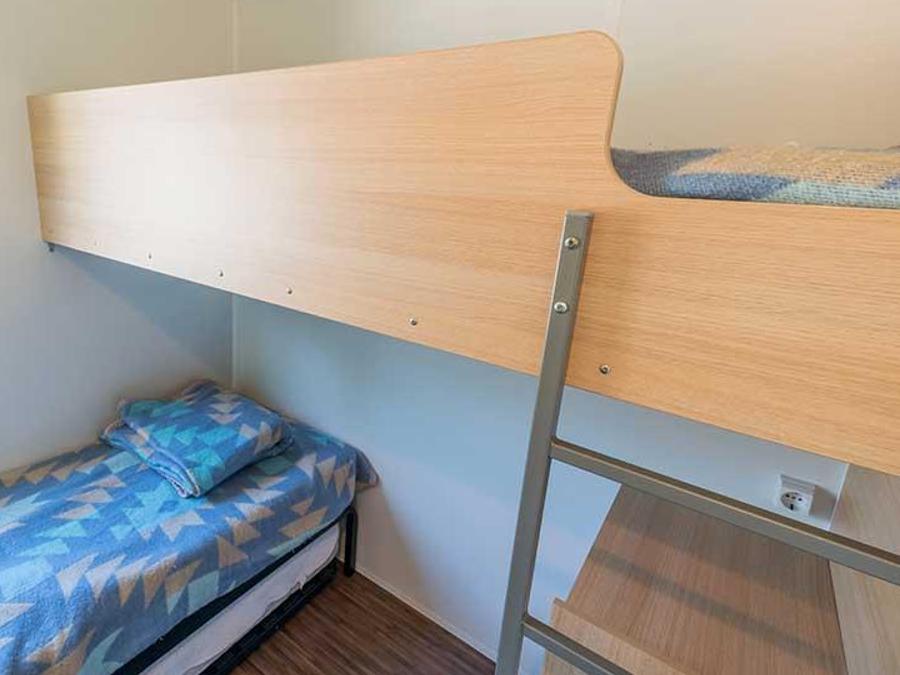 Bungalow toilé 5 personnes - MINI 21-2 (Tithome) >10ans - SANS SANITAIRE - maxi 4 adultes (lits superposés) - 2 chambres, environ 21m² 6