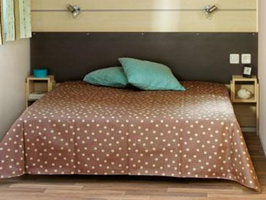 Mobilhome 4 personnes - CLASSIC 22-2 >10ans - maxi 4 adultes - TV, 2 chambres, environ 22m² 3