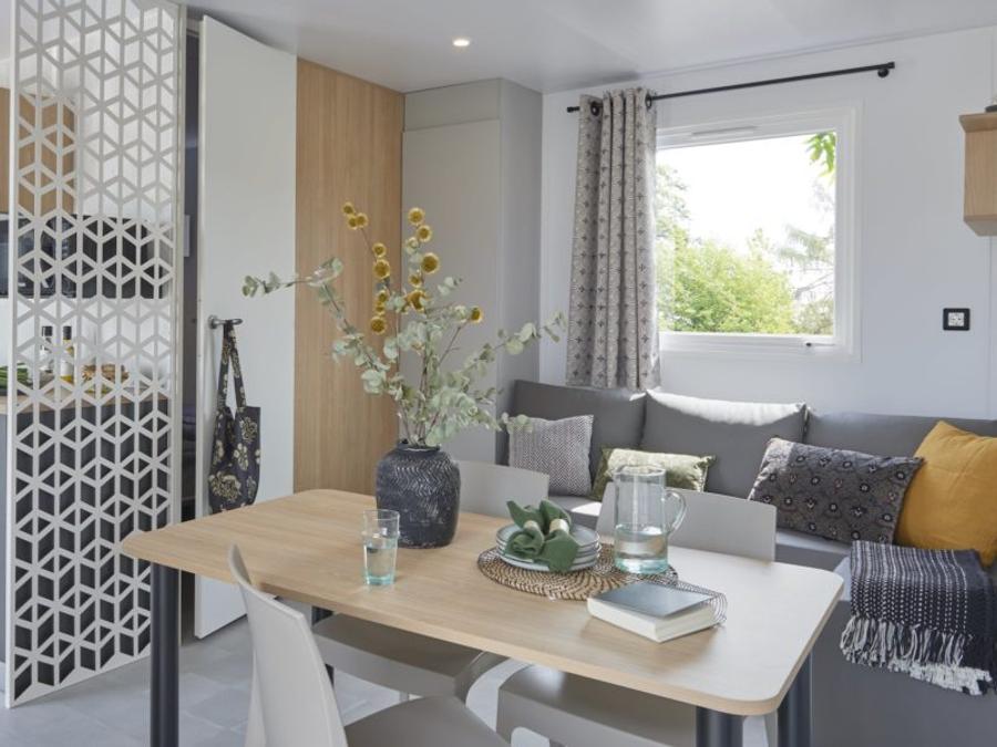 Mobilhome 6 personnes - PRIVILEGE 30-2 - maxi 4 adultes - TV, 2 chambres (lit 160*200), environ 30m², lave-vaisselle, grille-pain, machine expresso, 2 transats 1