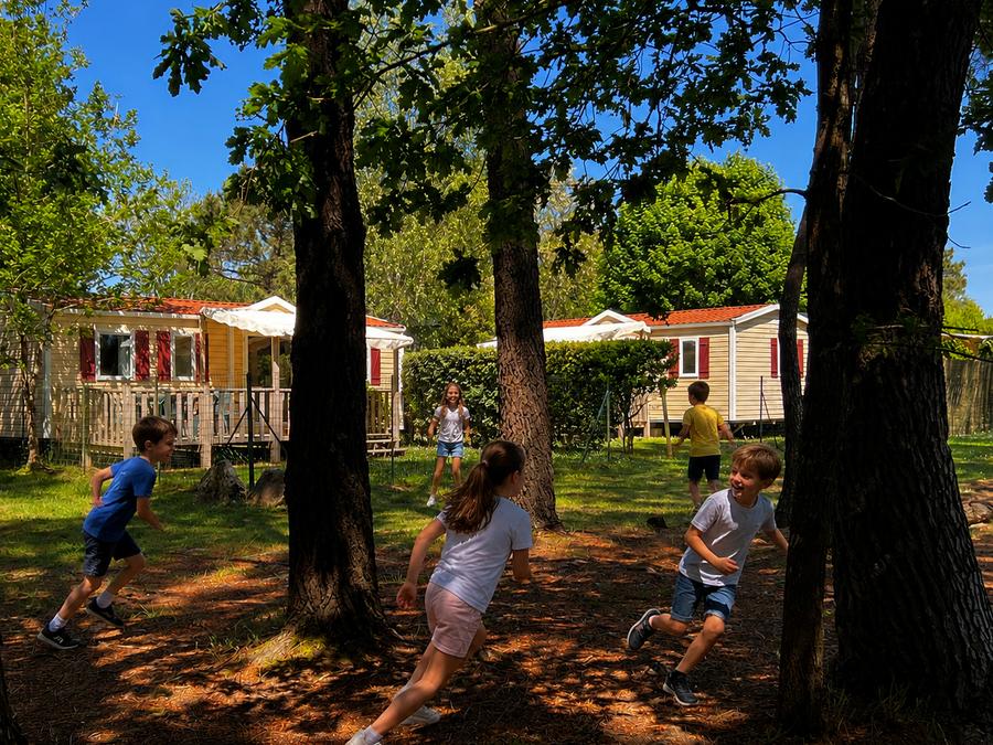 Mobilhome 8 personnes - CLASSIC35-3 >10ans - maxi 6 adultes - TV, 3 chambres, environ 35m² 9