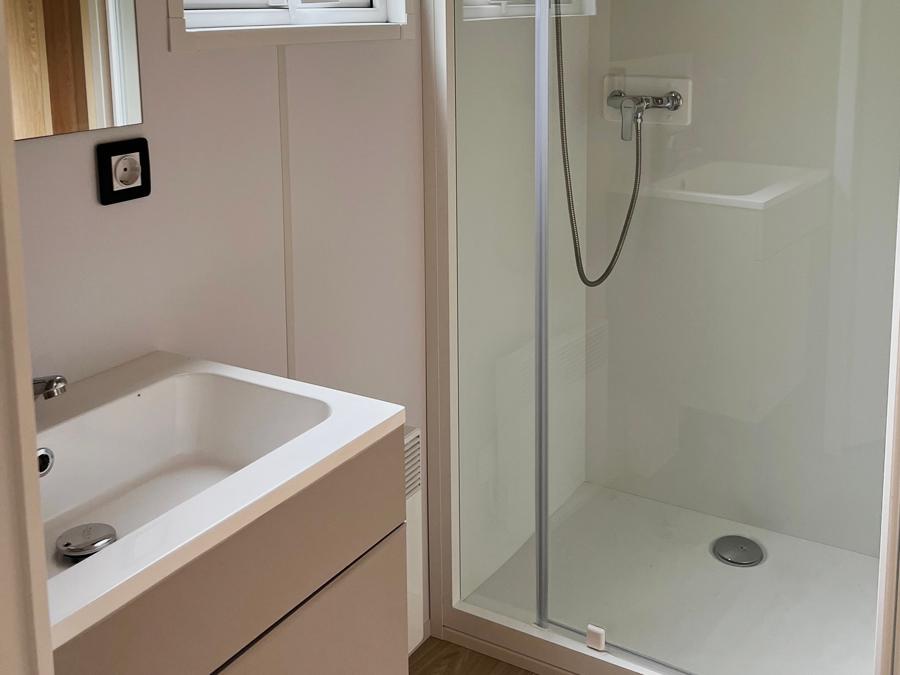 Mobilhome 6 personnes - CONFORT 27-2 (Mobil-home) - TV, 2 chambres, environ 30m² NOUVEAU 2023 - MAX 4 ADULTES / 6
