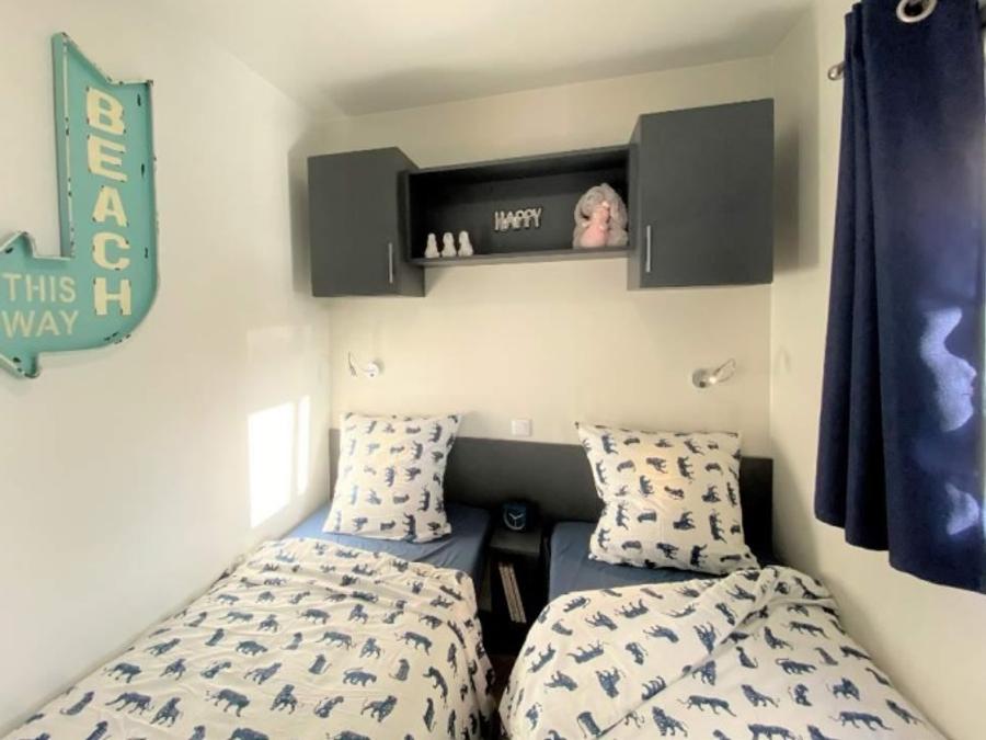 Mobilhome 8 personnes - PRIVILEGE 40-4 (Mobil-home) - TV, LV, grille-pain, caf expresso, 4 ch, env. 40m² - MAX 7 ADULTES / 4