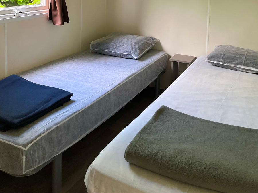 Mobilhome 4 personnes - Mobil-home - 30-35 m² - 2 chambres avec terrasse 8