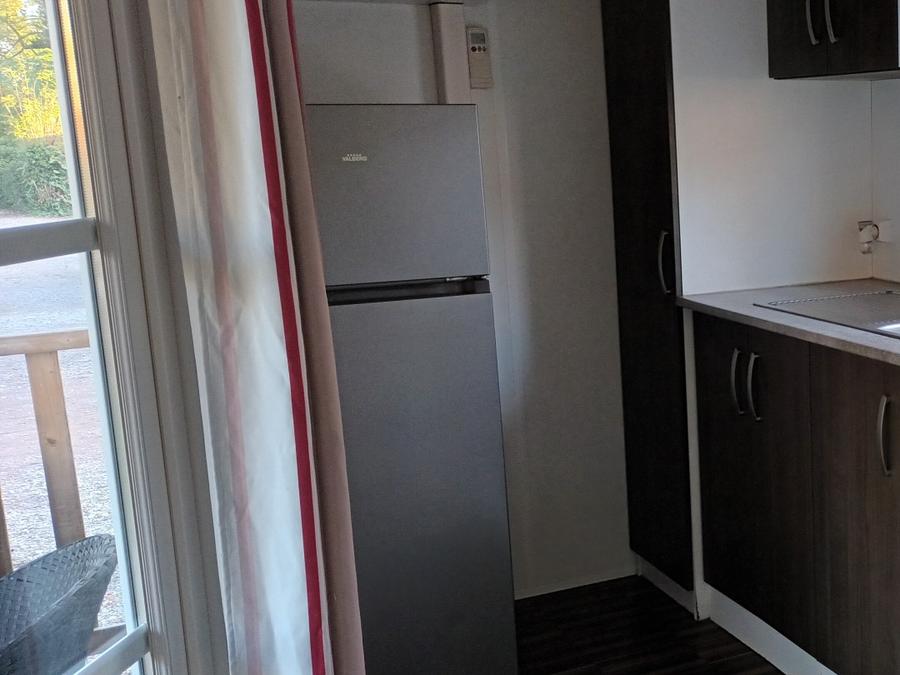 Mobilhome 2 personnes - 07-Mobil-Home Confort 24 m2 (2ch - 2/4 pers.) + petite terrasse couverte + TV + Clim - prix pour 2 personnes 2