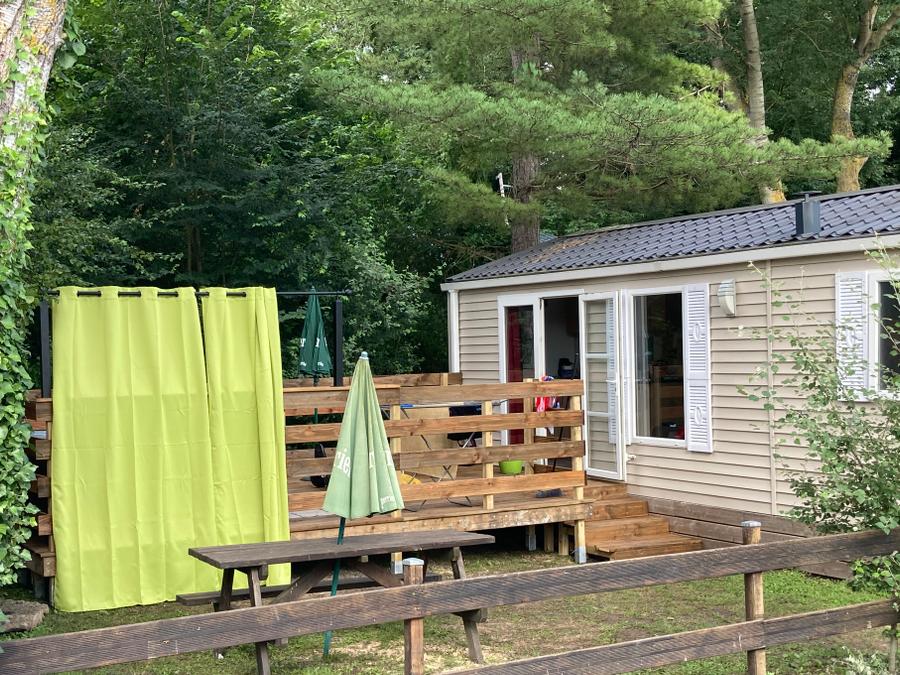 Bungalow 2 personnes - 12-Bungalow du Parc 32m2 (2ch - 2/6pers.) + Jaccuzzi + Lits faits + serviette + boissons + TV + Clim - prix pour 2 personnes 0