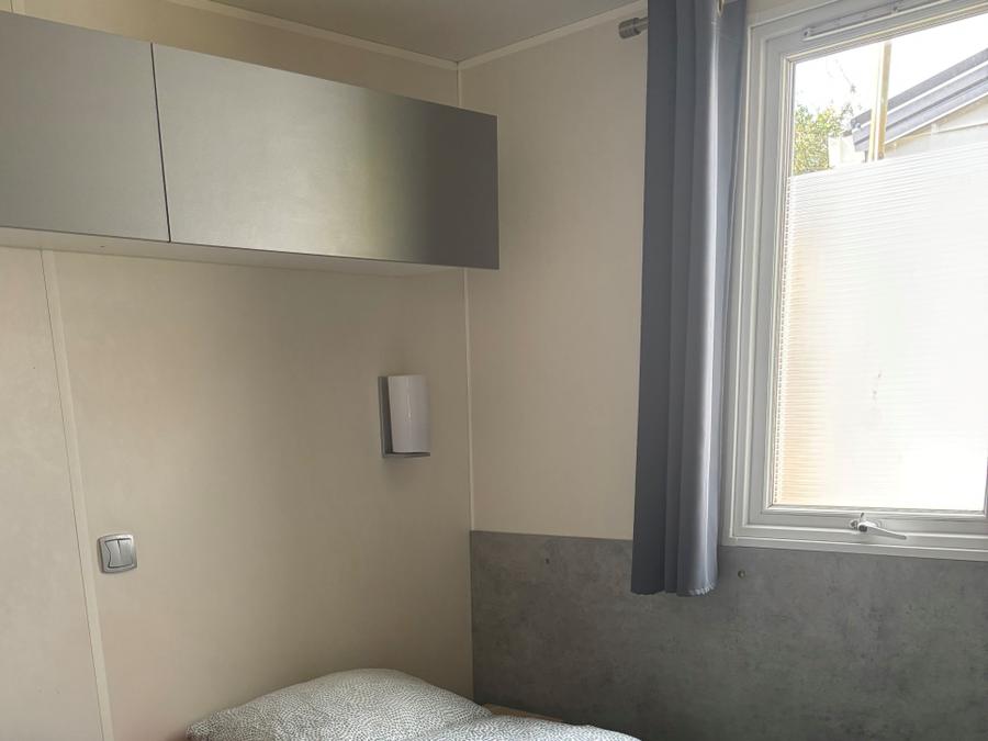 Mobilhome 2 personnes - 13-La Folle entreprise 32m2 (2ch - 2/6pers.) + Jaccuzzi + Lits faits + serviette + kit boissons + TV - prix pour 2 personnes 2