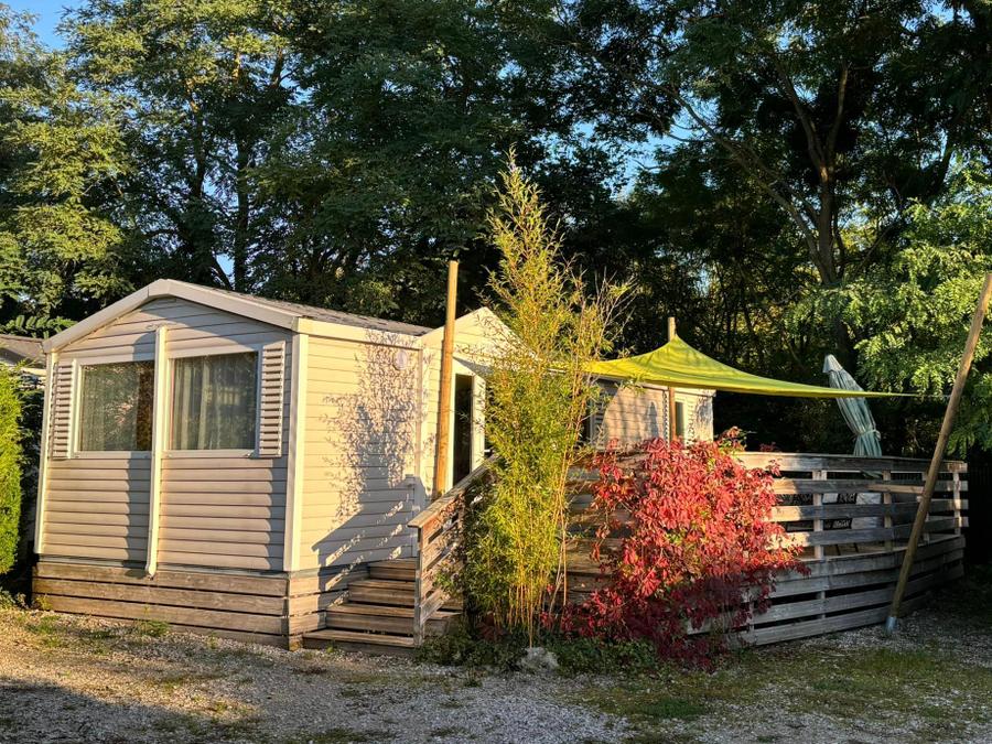 Bungalow 2 personnes - 14-Bungalow du Gorguet 40m2 (2ch -2/6pers.) + Jaccuzzi + Lits faits + serviette + kit boisson + TV - prix pour 2 personnes 1