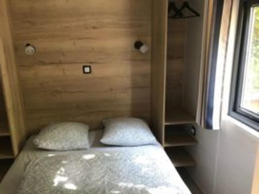 Tiny house 2 personnes - 16-Tiny House 17m2 (2ch - 1/4 pers.) + Jaccuzzi + Lits faits + serviette + kit boisson + TV + clim - prix pour 2 personnes 5