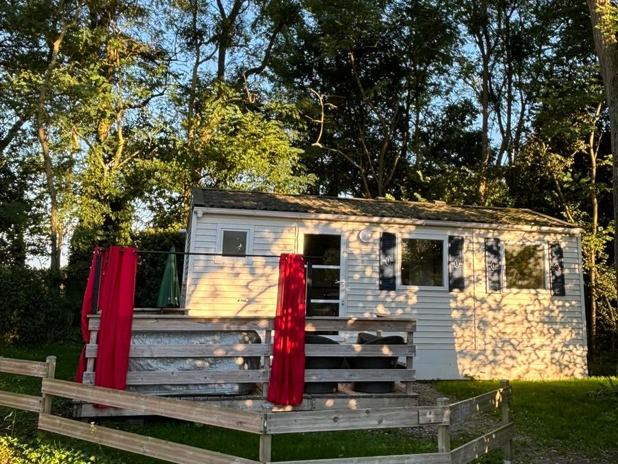 Bungalow 2 personnes - 11-Bungalow Les Croisettes 30m2 (2ch - 2/6pers) + jaccuzzi + lits faits + serviette + kit boissons - prix pour 2 personnes 0