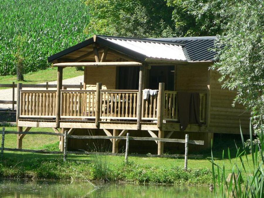 Chalet 5 personnes - Cabane du Pionnier 0