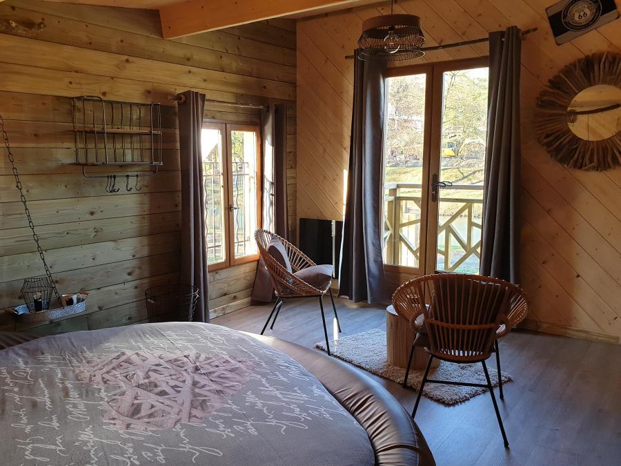 Tente en toile et en bois 2 personnes - Cabane du Castor (Sauna,douche,baignoire,poêle à bois) 7