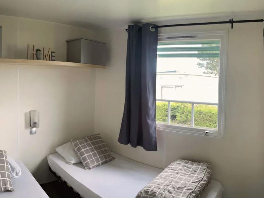 Mobilhome 4 personnes - 2 chambres - TV 8