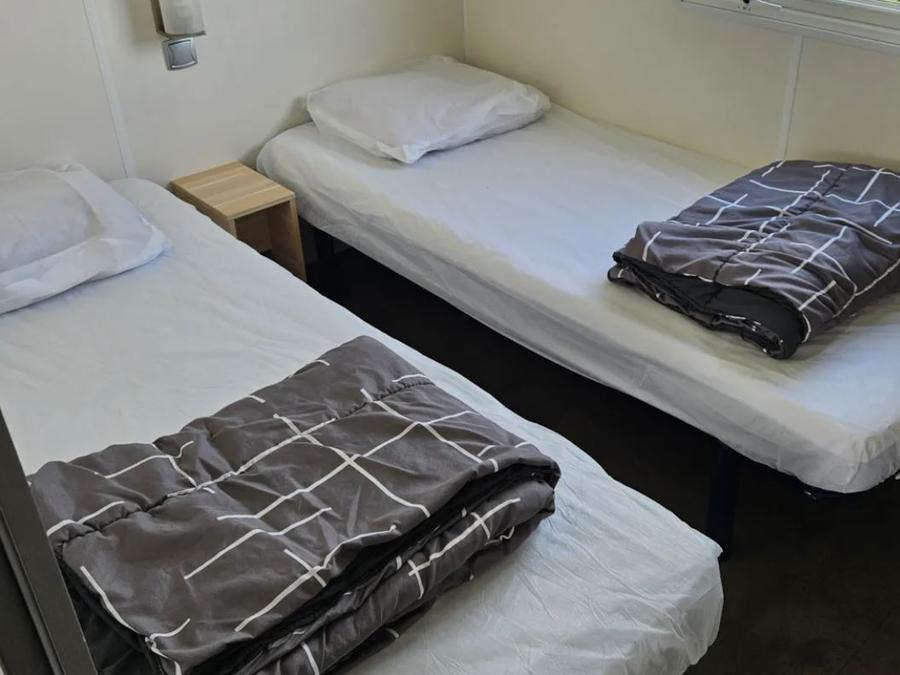 Mobilhome 4 personnes - 2 chambres - TV 9