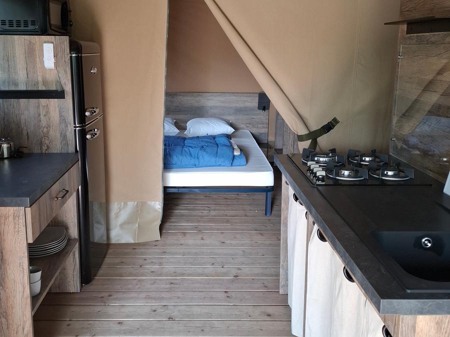 Tente en toile et en bois 5 personnes - LODGE LE CAREX Parcelle 16- 2 chambres 5 couchages 8
