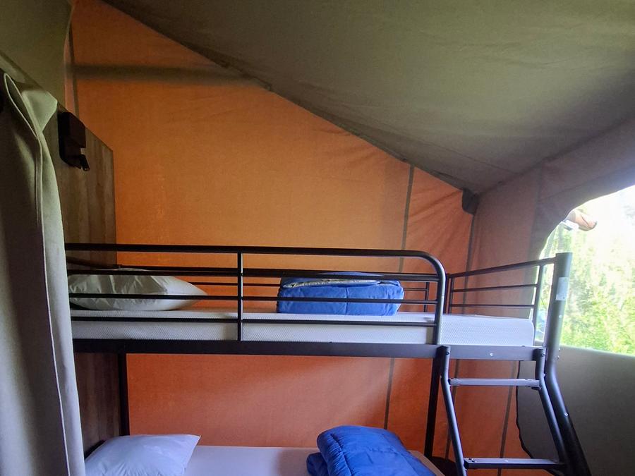 Tente en toile et en bois 5 personnes - LODGE LE CAREX Parcelle 16- 2 chambres 5 couchages 7