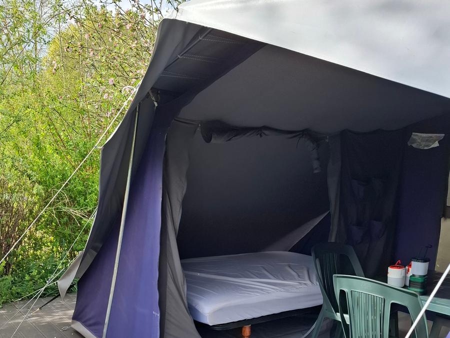 Tente 4 personnes - LE MOURON DÉLICAT Parcelle 26 Tente
