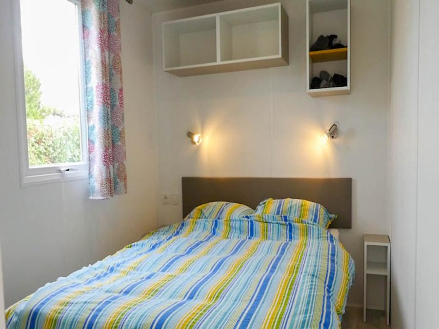 Mobilhome 4 personnes - MOBIL HOME CONFORT DIM plaque gaz refrigérateur vaisselle télévision 4