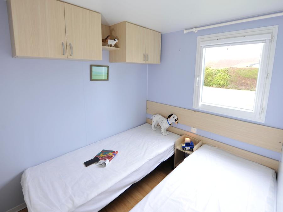 Mobilhome 4 personnes - Confort 2 chambres - Entre 30 et 35 m² +5ans 4 pers 2