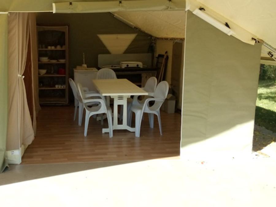 Tente en toile et en bois 4 personnes - LODGE TOILE sans sanitaires 2