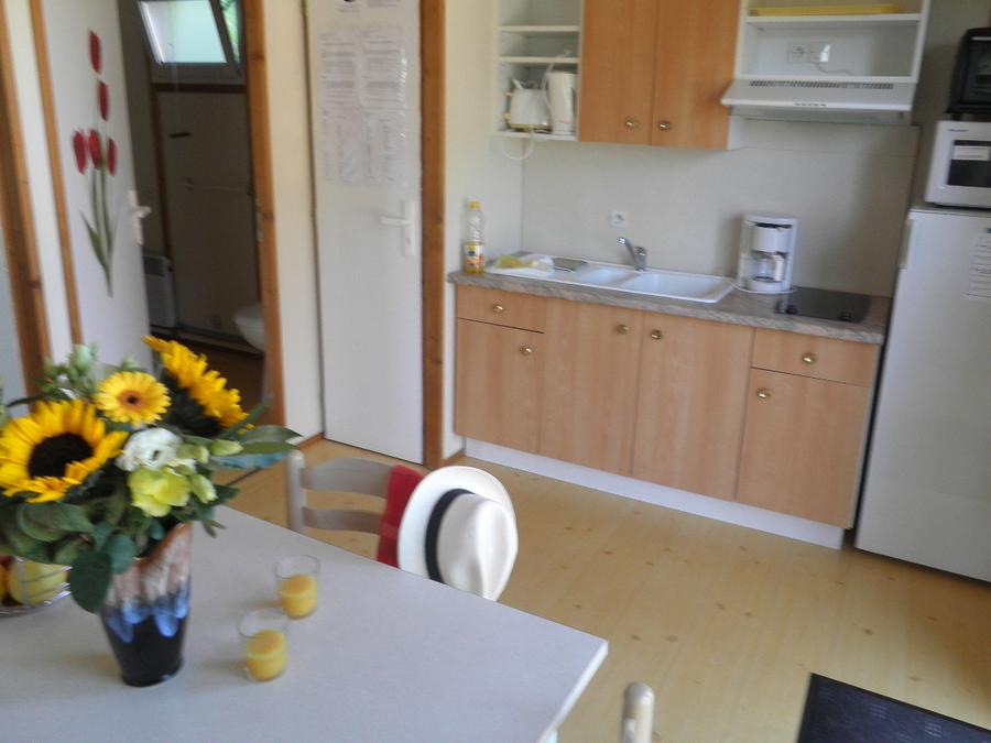 Mobilhome 4 personnes - Chalet Standard 35m² - 2 chambres + terrasse non-couverte - PMR 2
