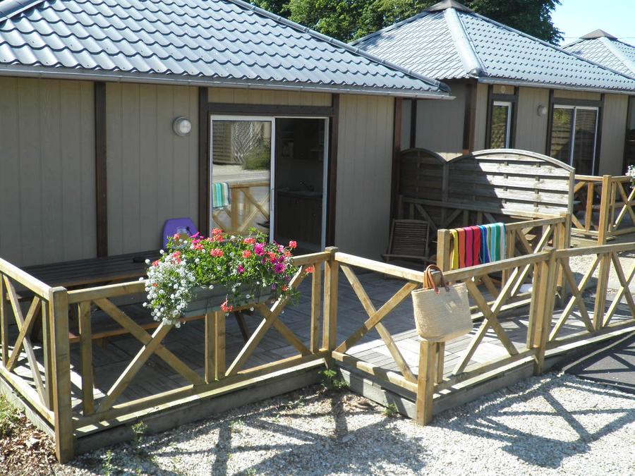 Mobilhome 4 personnes - Chalet Standard 35m² - 2 chambres + terrasse non-couverte - PMR 3