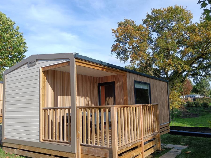 Mobilhome 4 personnes - Confort 24.2 m² - 2 chambres - Terrasse intégrée - Proximité air de jeux 0