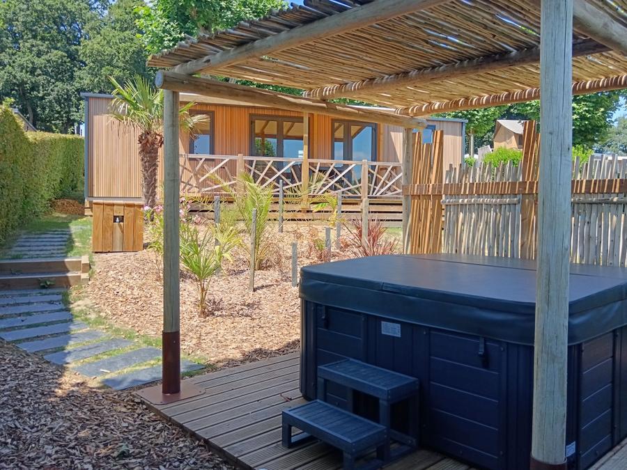Mobilhome 6 personnes - NEW// Villa de la Rance Prestige 40m² - 3 chambres - 2 salles de bain - SPA - Terrasse couverte 0