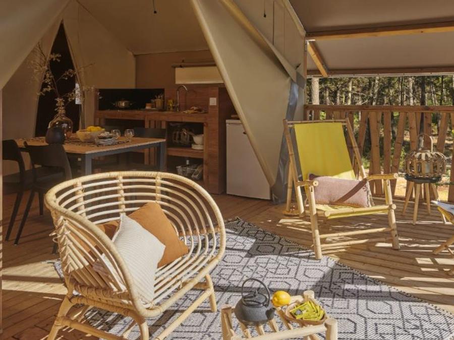 Tente en toile et en bois 5 personnes - Lodge confort 6