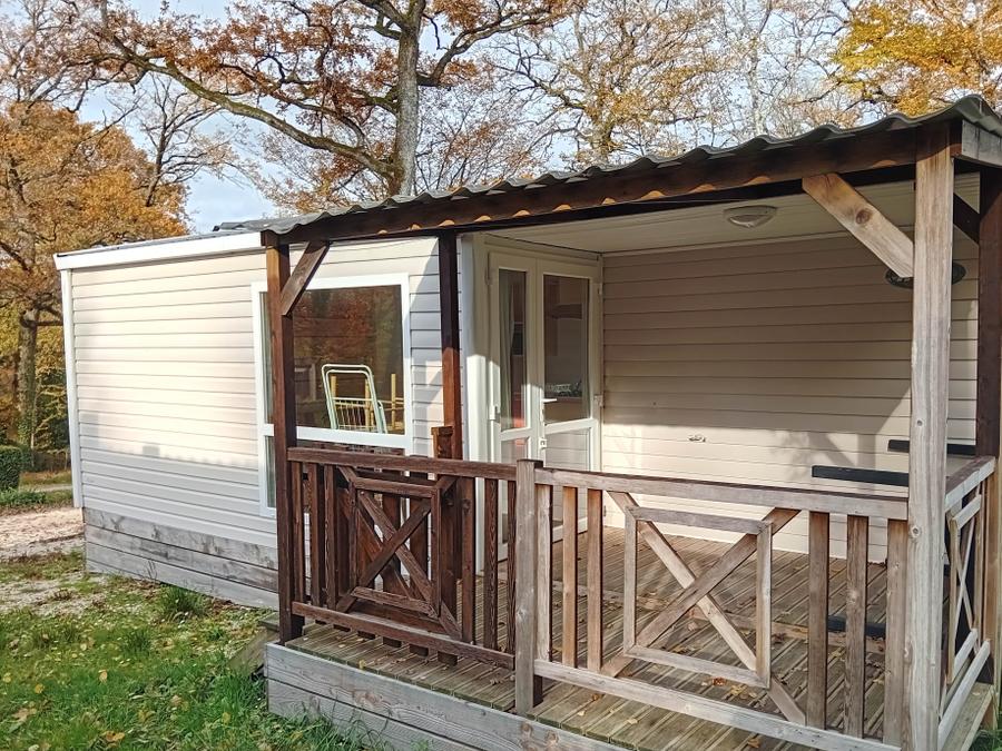 Mobilhome 4 personnes - Standard 32m² - 2 chambres + terrasse couverte 12m² 0