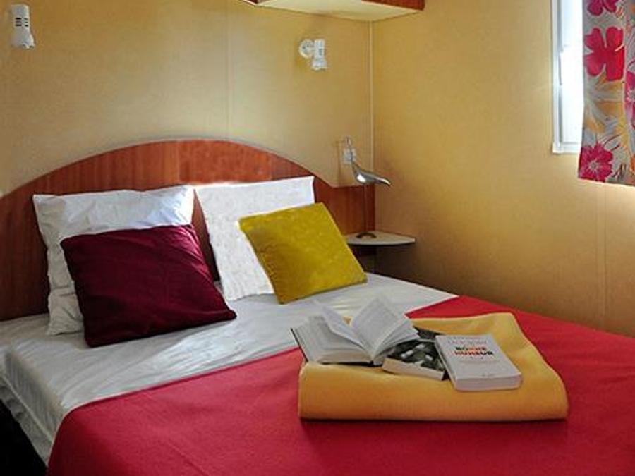Mobilhome 4 personnes - FLORES 31m² - 2 chambres + terrasse couverte 3